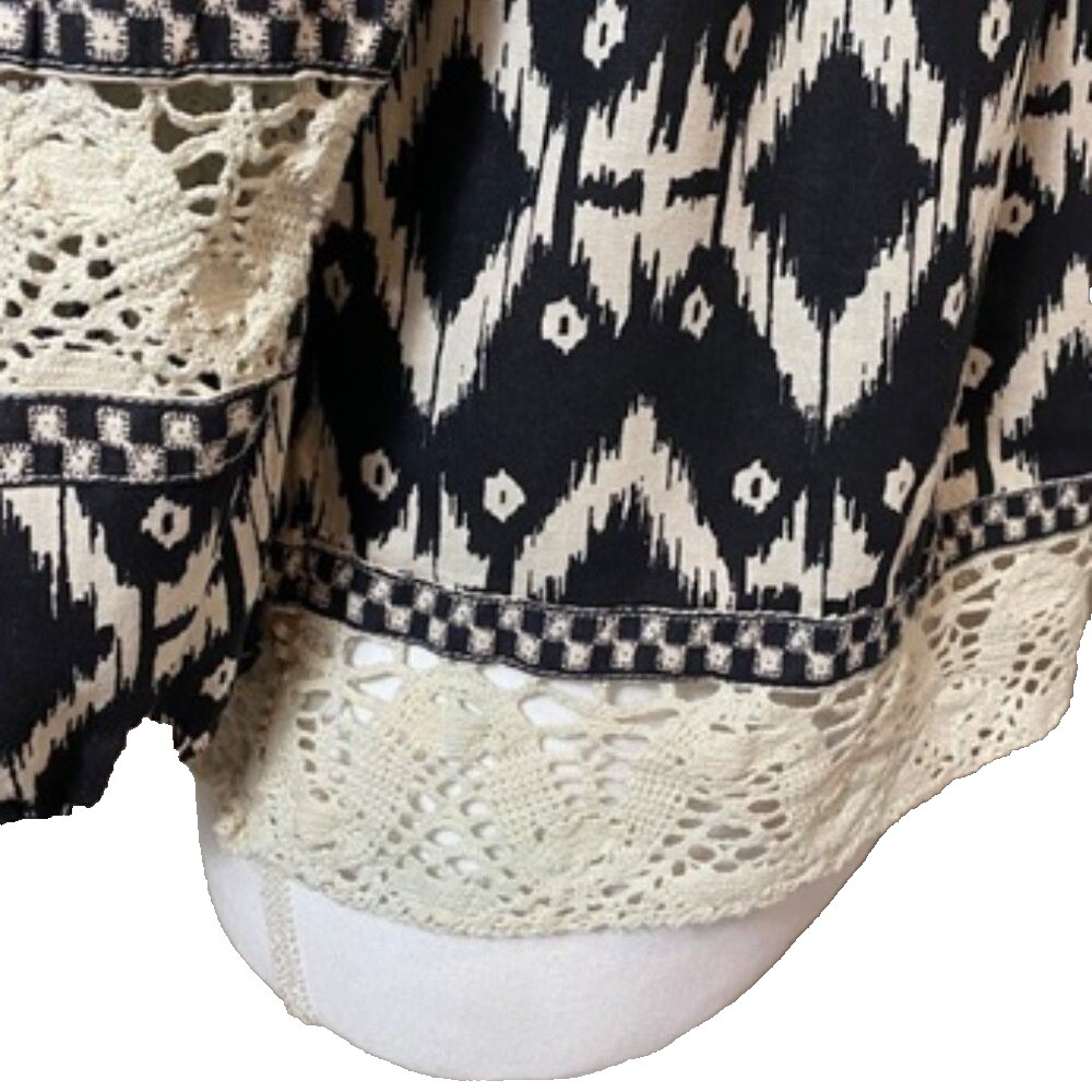 Christian Siriano Linen Peasant Black White Ikat Boho Puff Sleeve‎ Top Size M - Picture 4 of 7